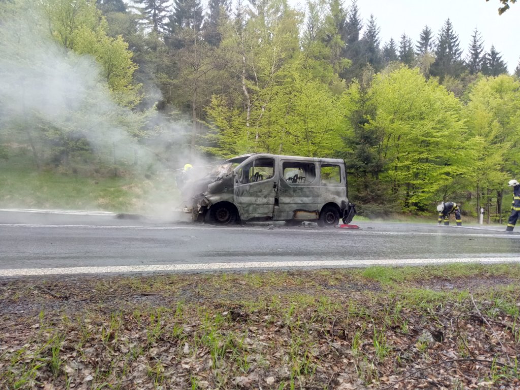 Požár dodávky Tolštejn (1).jpg