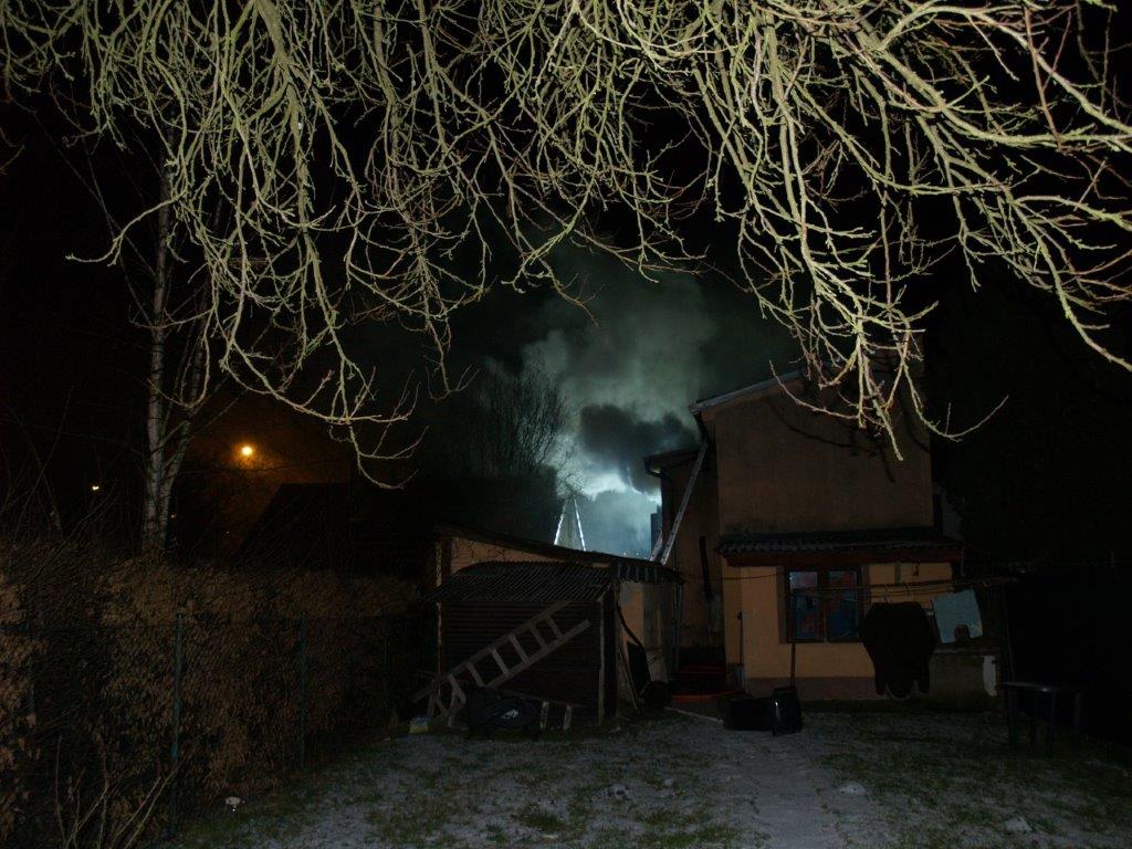 Požár domu, Jindřichův Hradec - 17. 1. 2018 (4).jpg