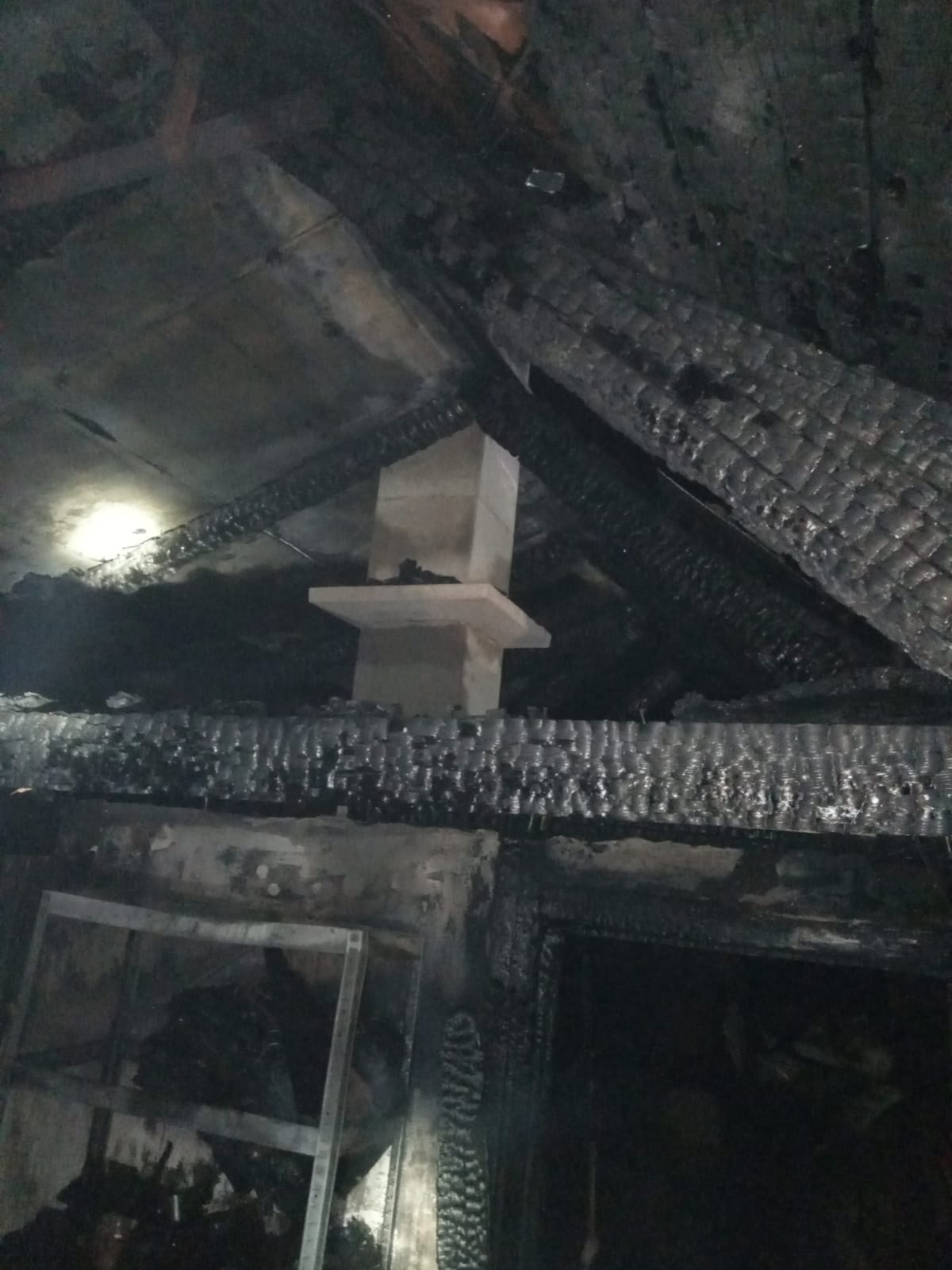 Požár domu Rumburk (2).jpg