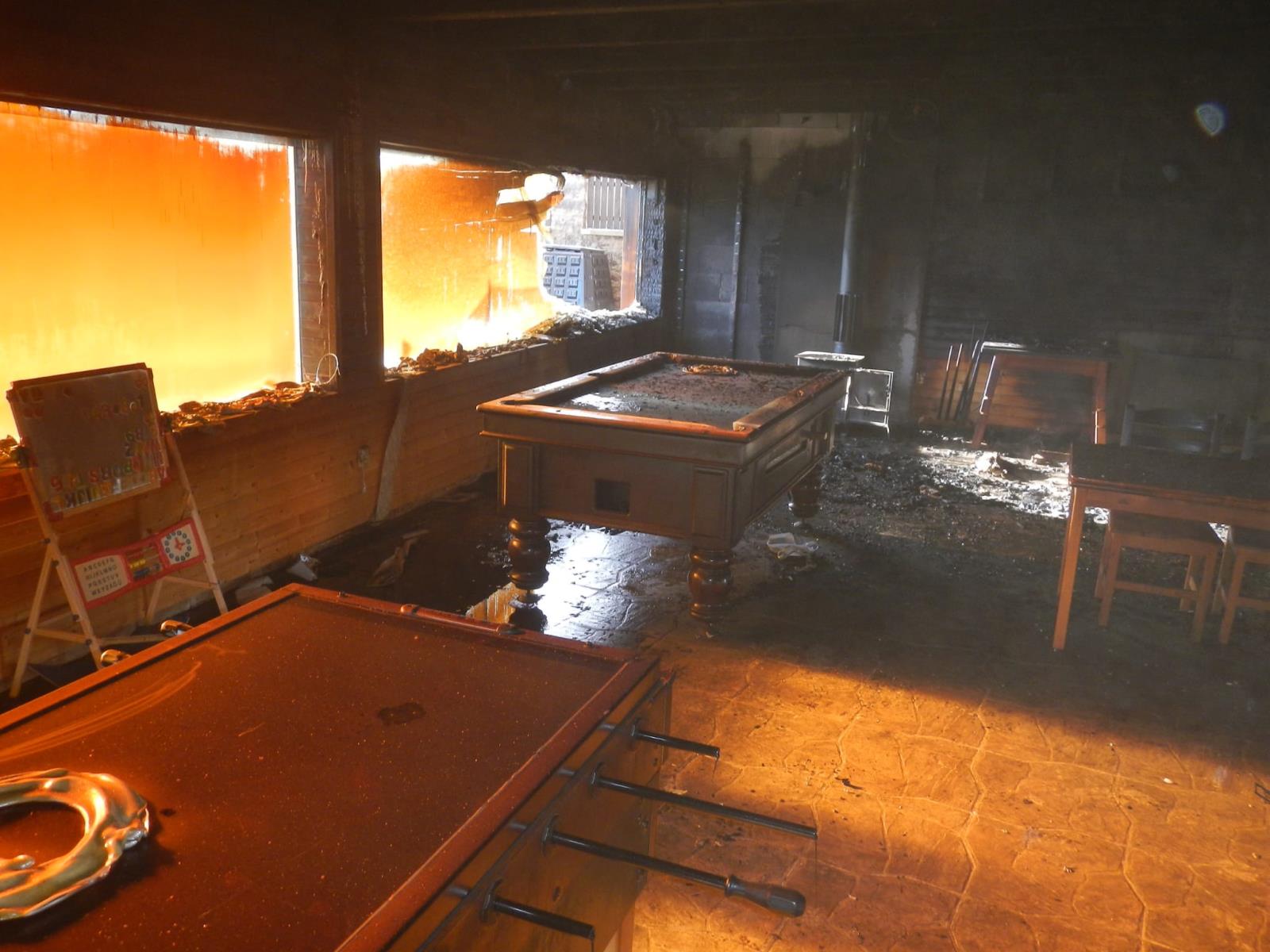 Požár dřevěné budovy, Dešná - 7. 1. 2022 (3).jpg