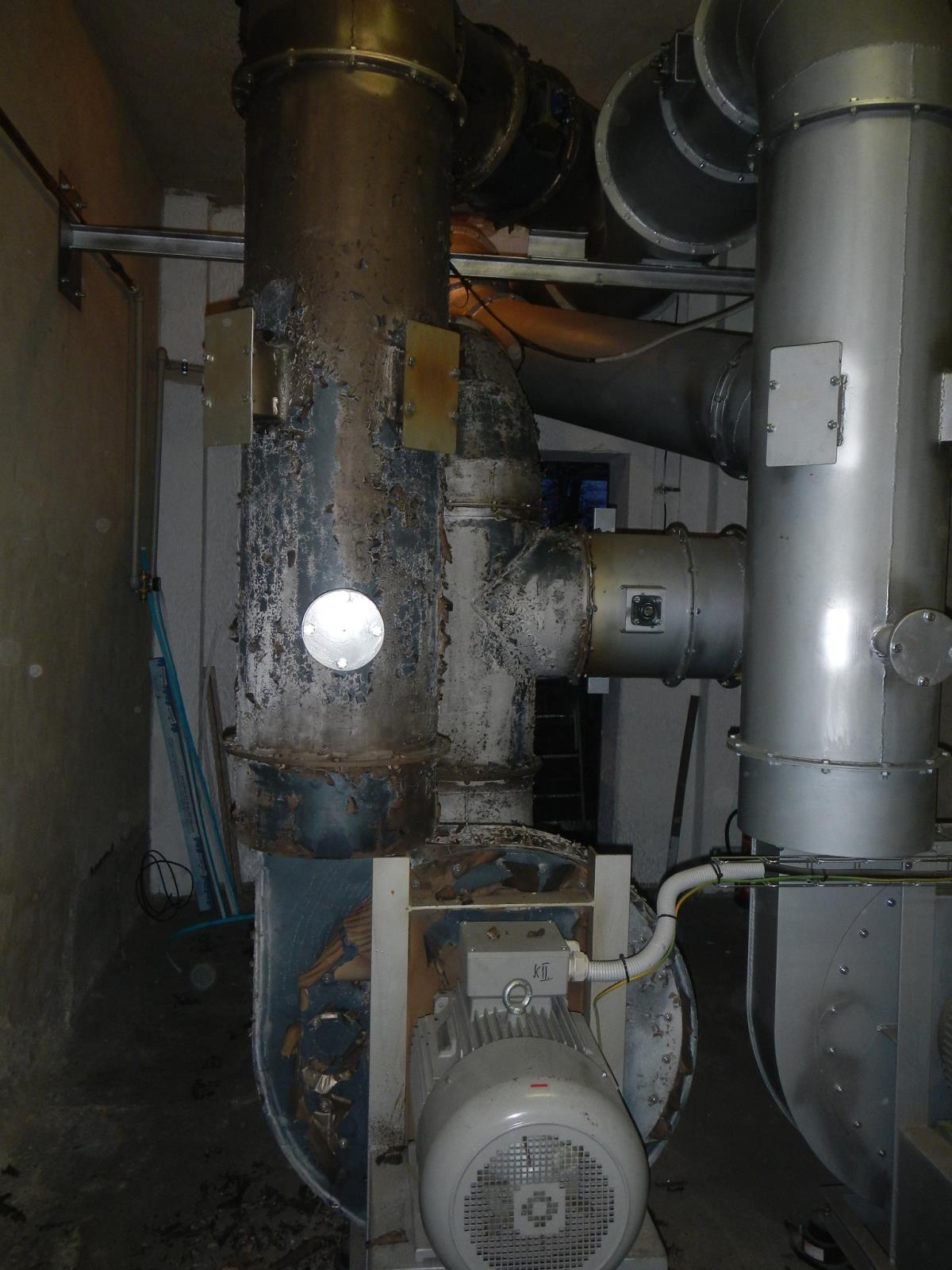 Požár filtračního zařízení, Kardašova Řečice - 1. 3. 2018 (5).JPG