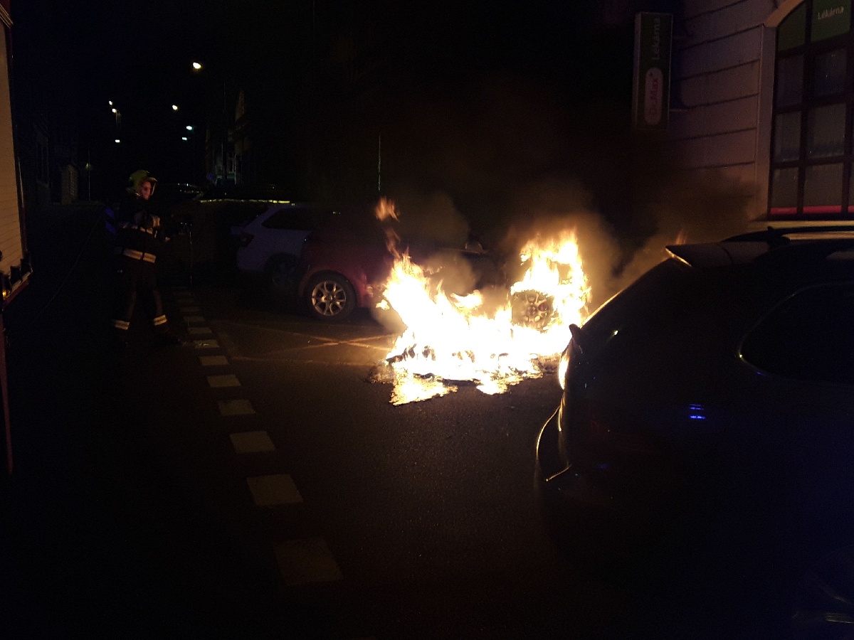 Požár kontejneru Teplice (1).jpg