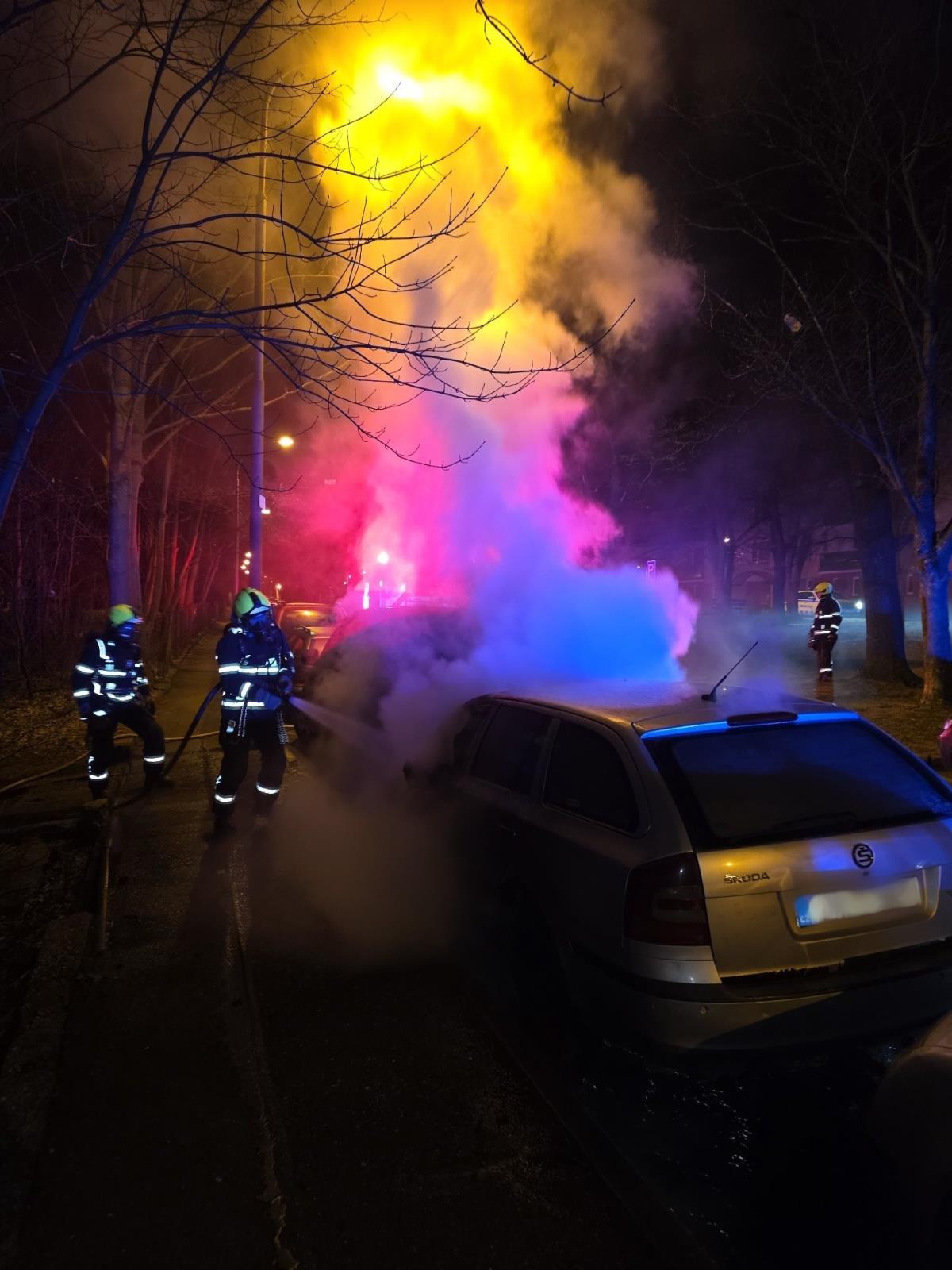 Požár osobního automobilu v libereckém Františkově, 27. února 2026