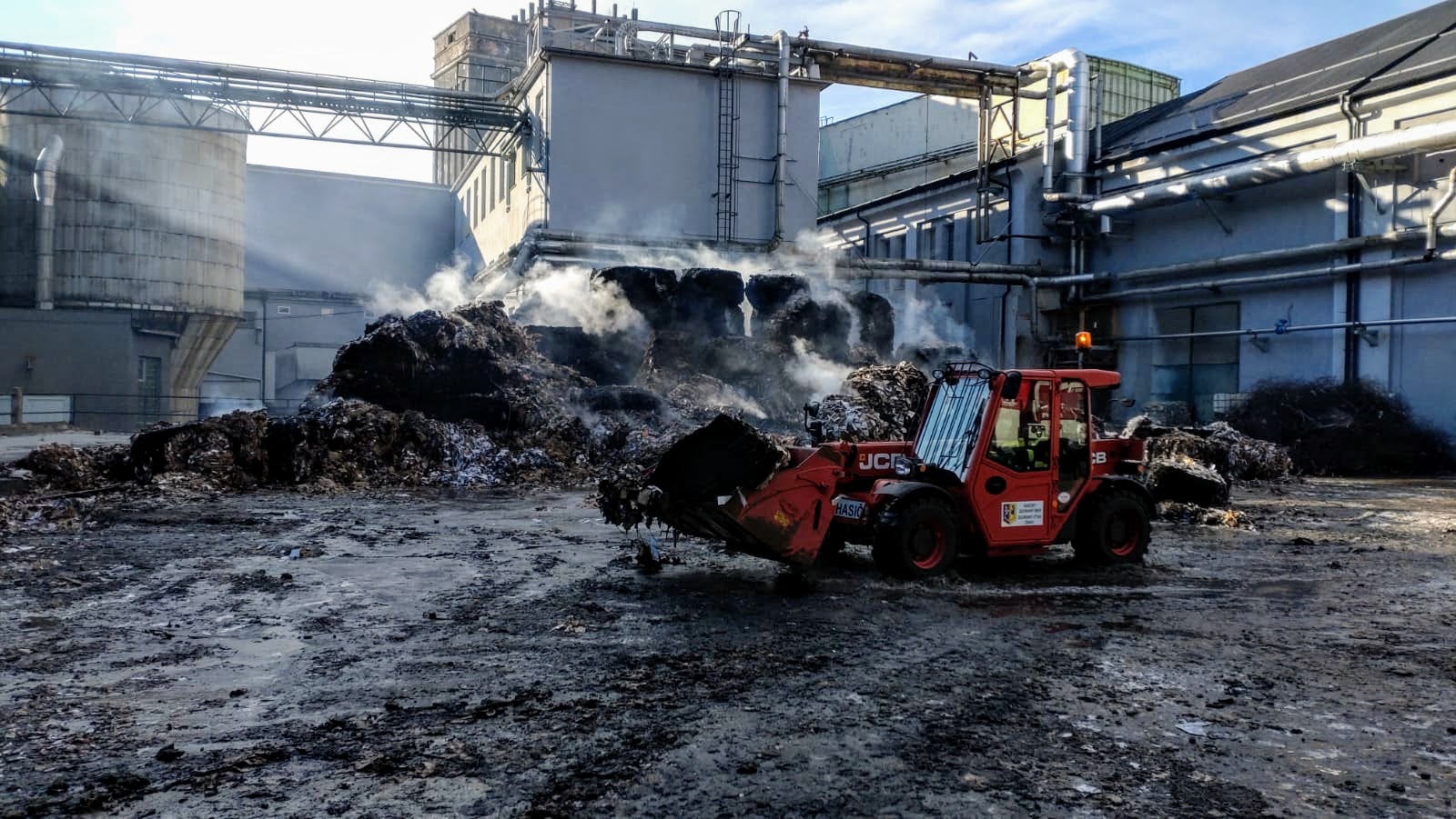 Požár papírny, Větřní - 15. 3. 2022 (7).jpg