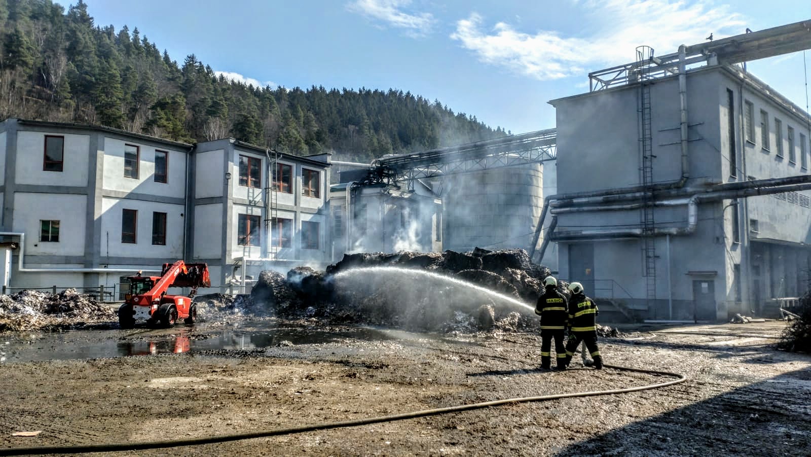 Požár papírny, Větřní - 15. 3. 2022 (9).jpg