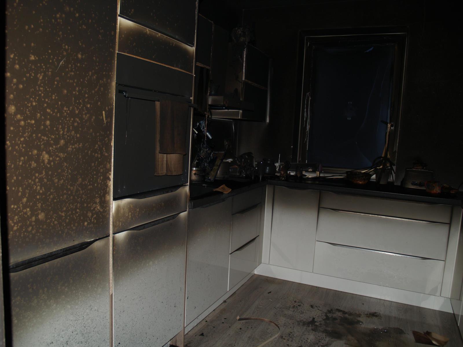 Požár rodinného domu, Branná - 8. 1. 2018 (3).JPG