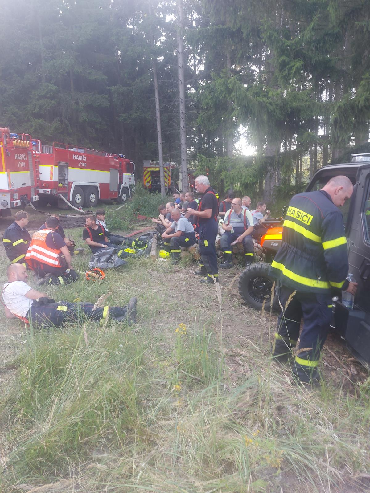 Požár_lesa_Rohozec (1).jpg