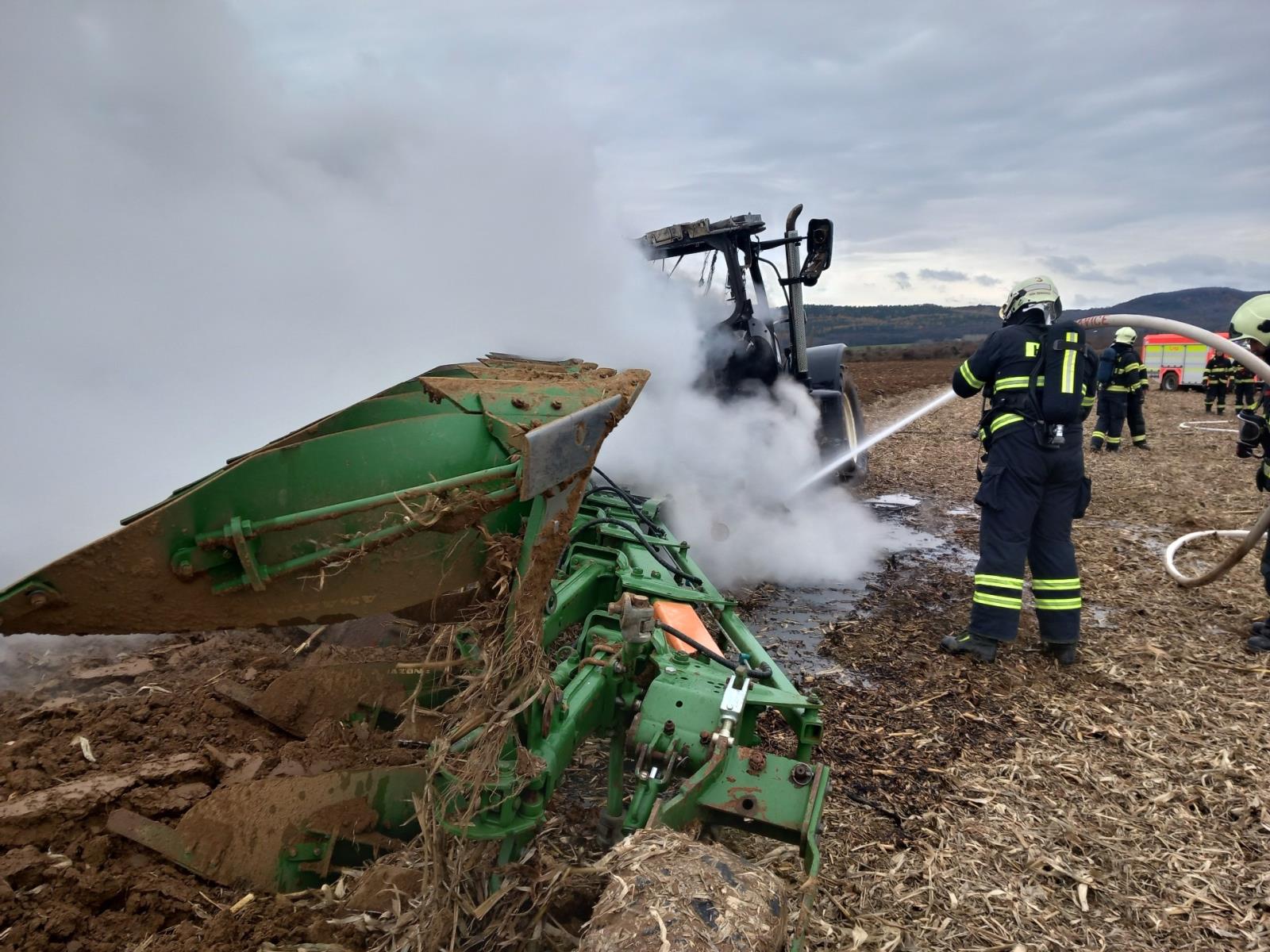 Požáry traktorů.jpeg