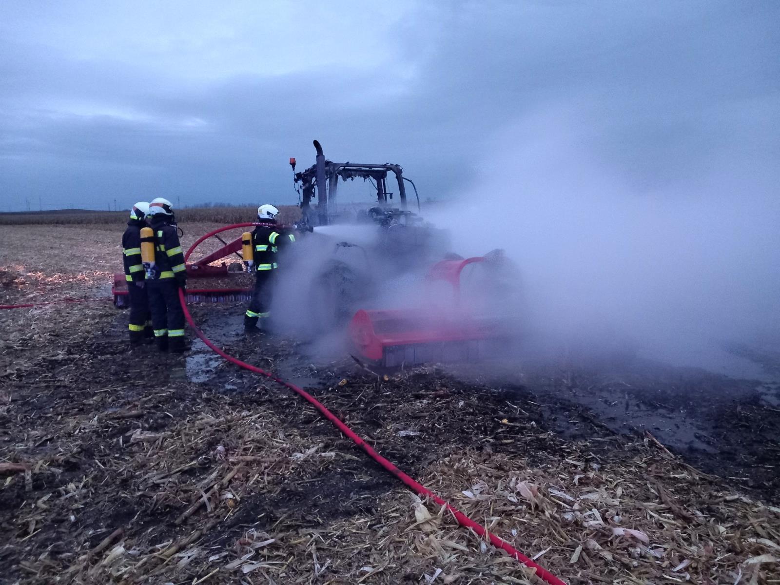 Požáry traktorů.jpeg