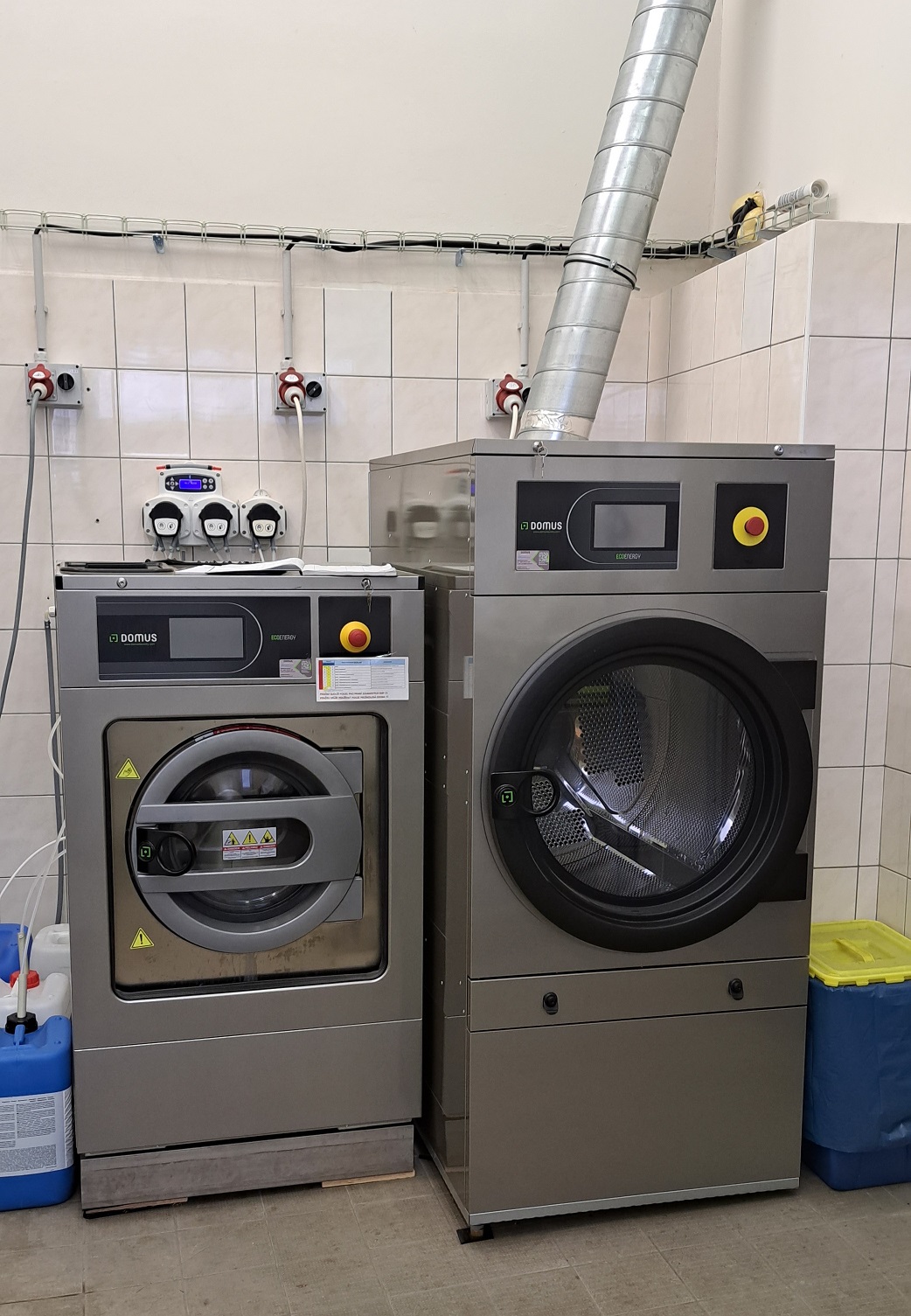 Pračka a sušička zásahových oděvů s impregnací