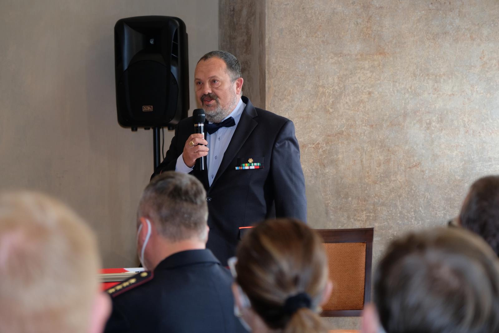 Předání medailí a služební slib, Tábor - 19. 10. 2021 (22).JPG