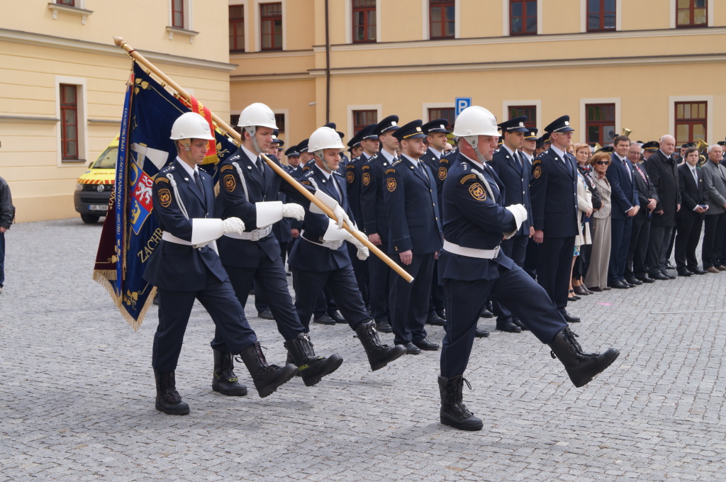 Předávání medailí + slib 2.JPG