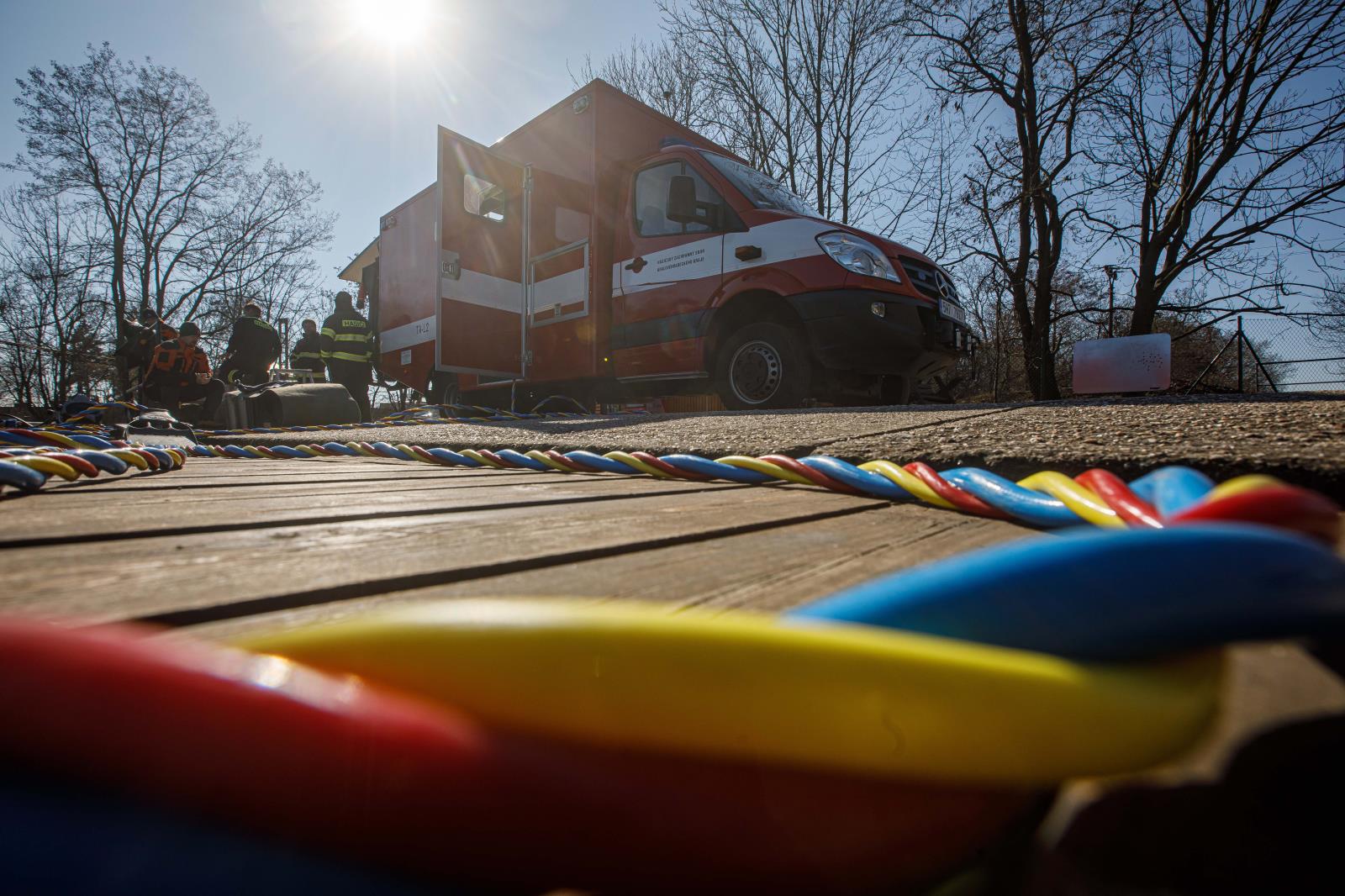 Přilbové potápění HZS KHK (20).jpg