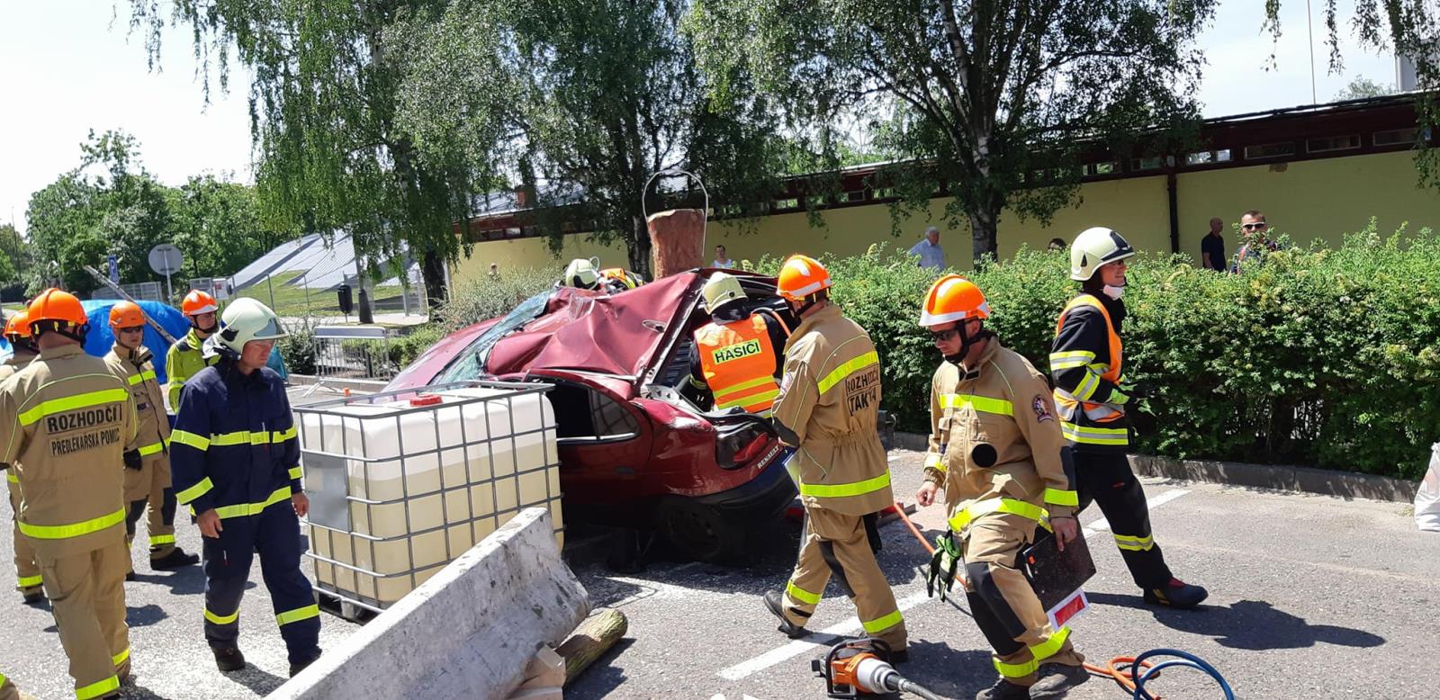 Regionální soutěž ve vyprošťování (4).jpg