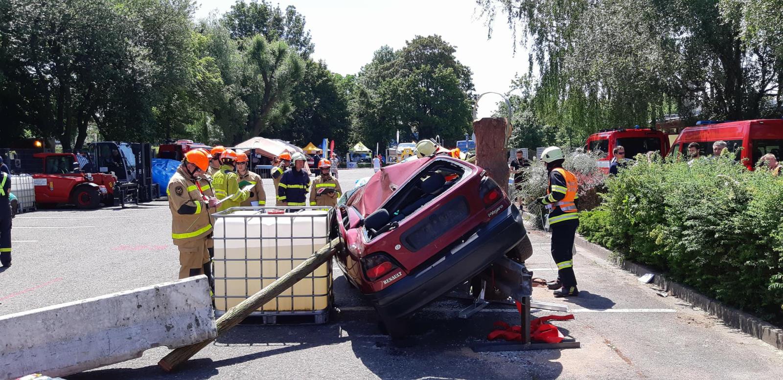 Regionální soutěž ve vyprošťování (8).jpg