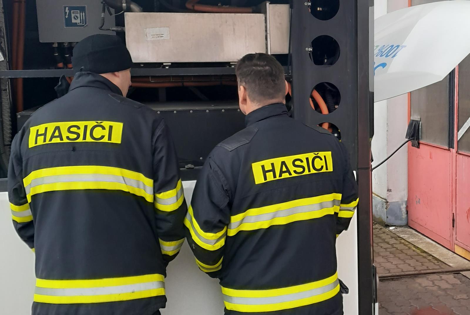 Školení hasičů v DPMLJ