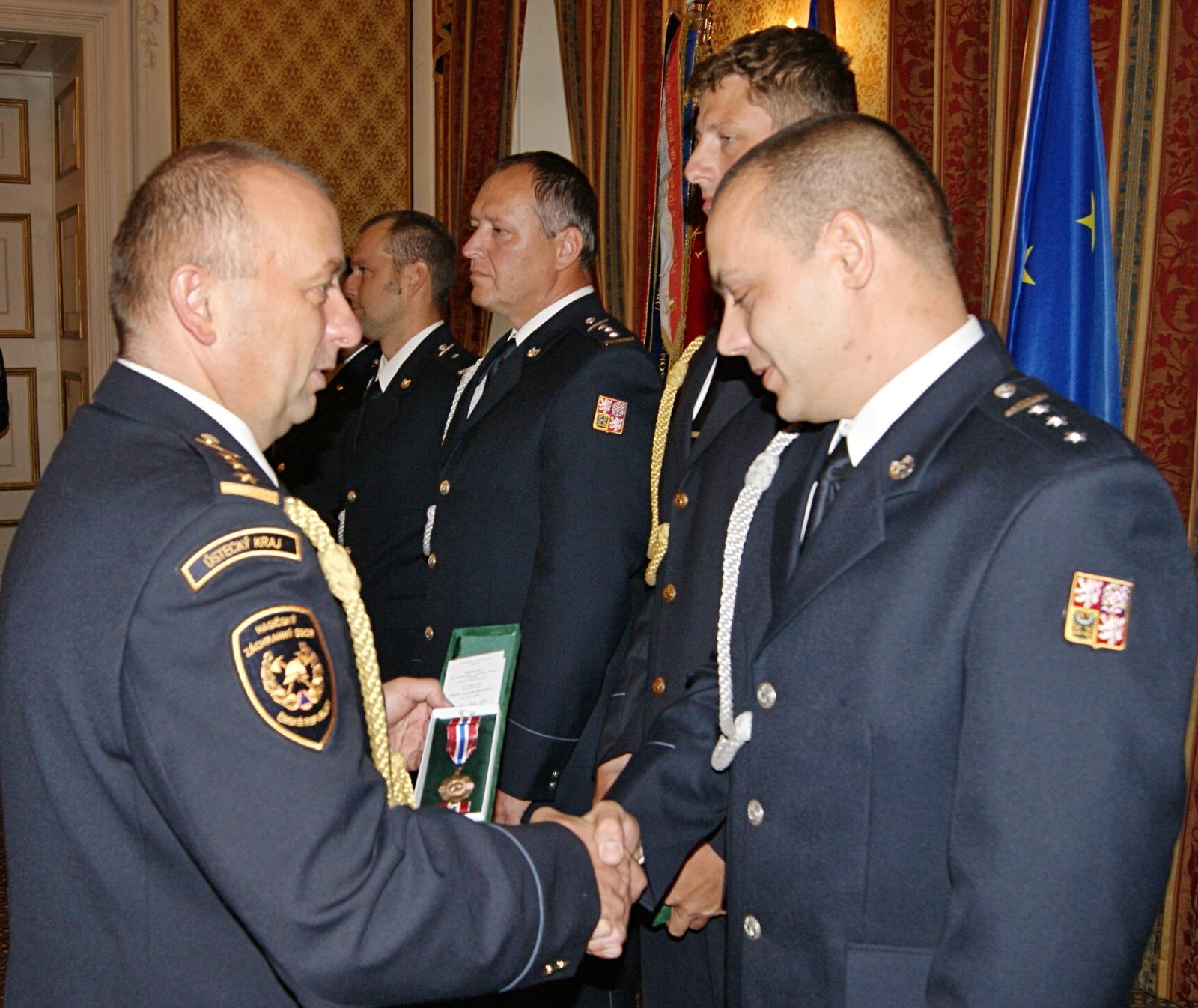 Služební medaile říjen 2018 (28).JPG