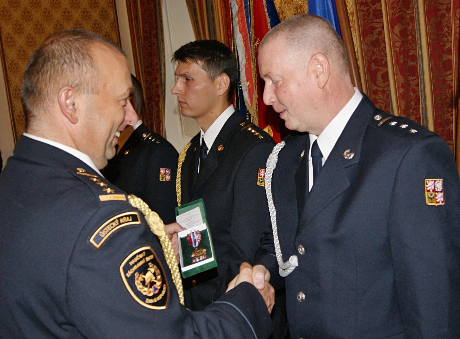 Služební medaile říjen 2018 (33).JPG