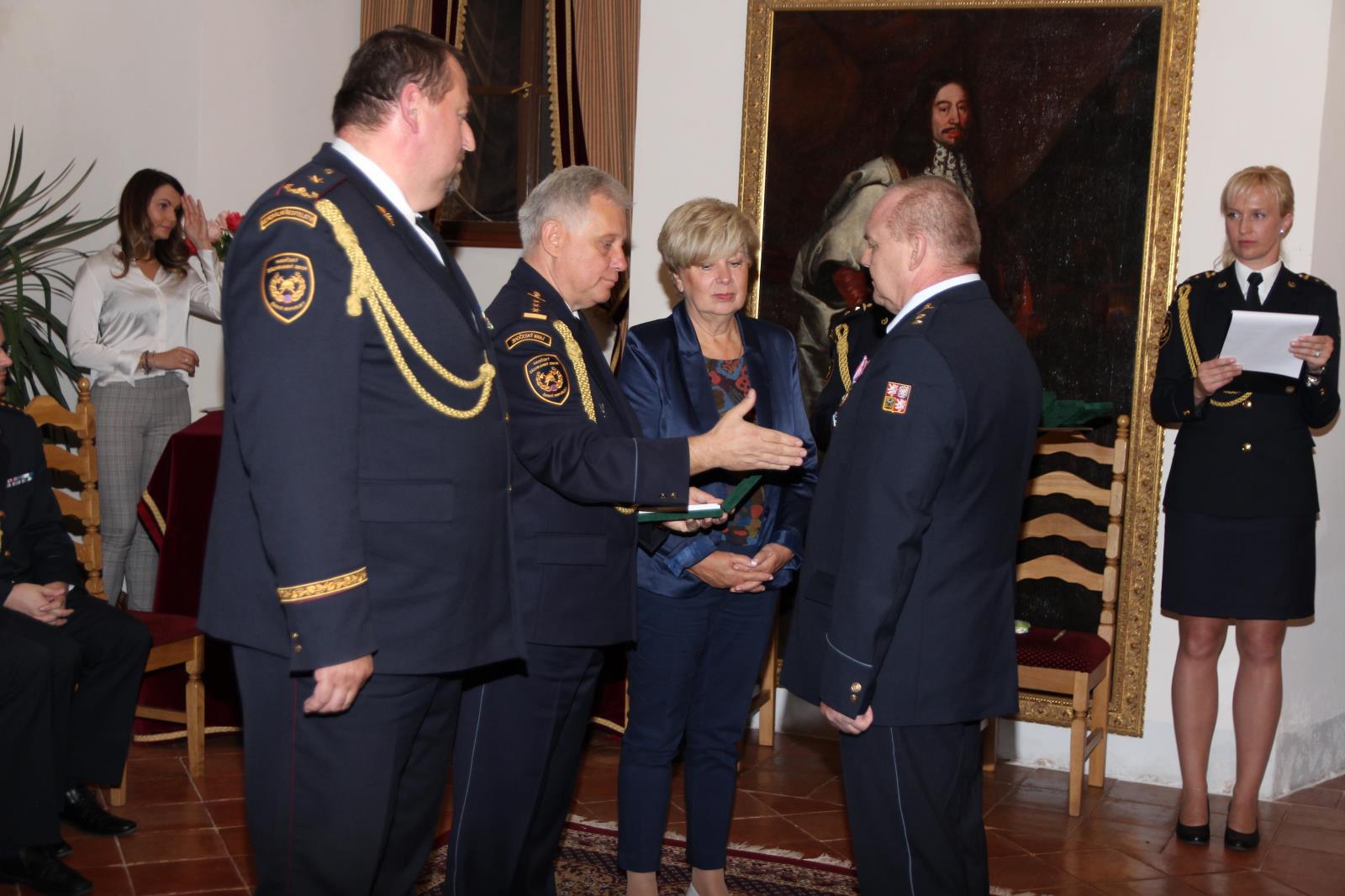 Služební slib a medaile HZS ČR a HZS JčK, Třeboň - 22. 10. 2018 (25).JPG