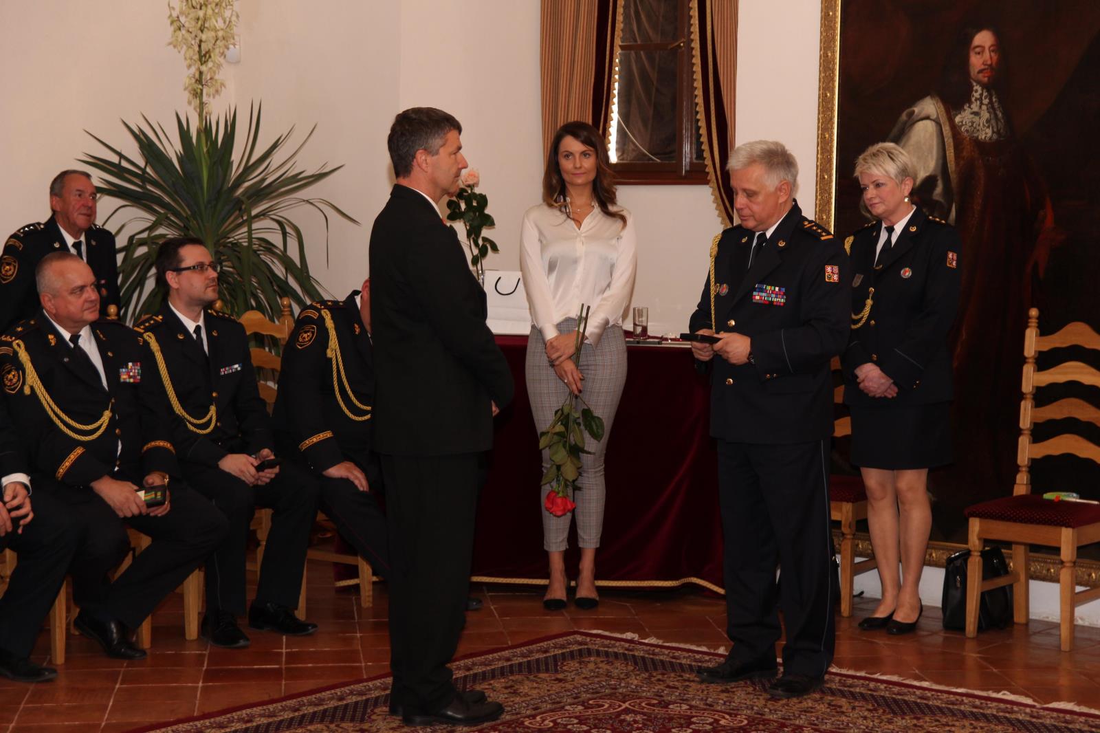 Služební slib a medaile HZS ČR a HZS JčK, Třeboň - 22. 10. 2018 (72).JPG