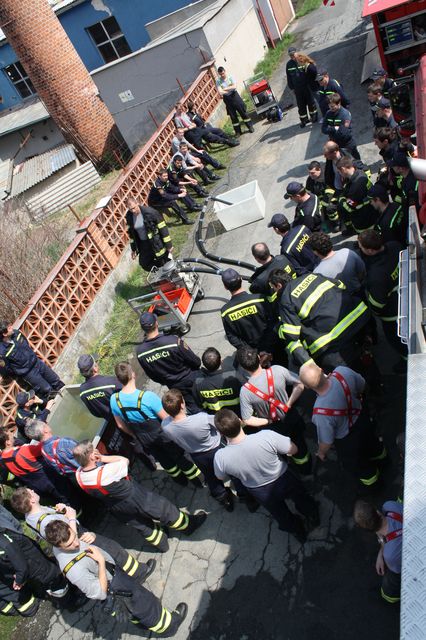 TC Domažlice - Únik čpavku v mlékárně/TC 23.4.2013 075.JPG