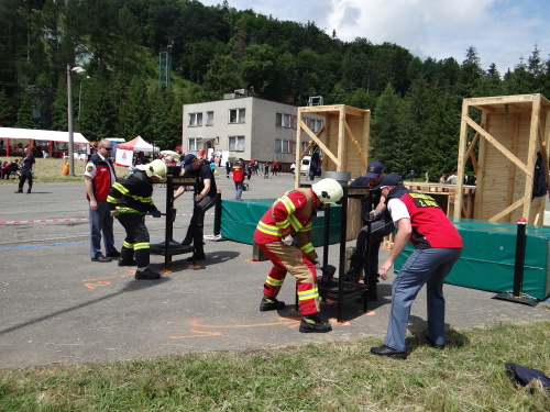 TFAFrenstatskymamut2015_useky1az3 (9).JPG