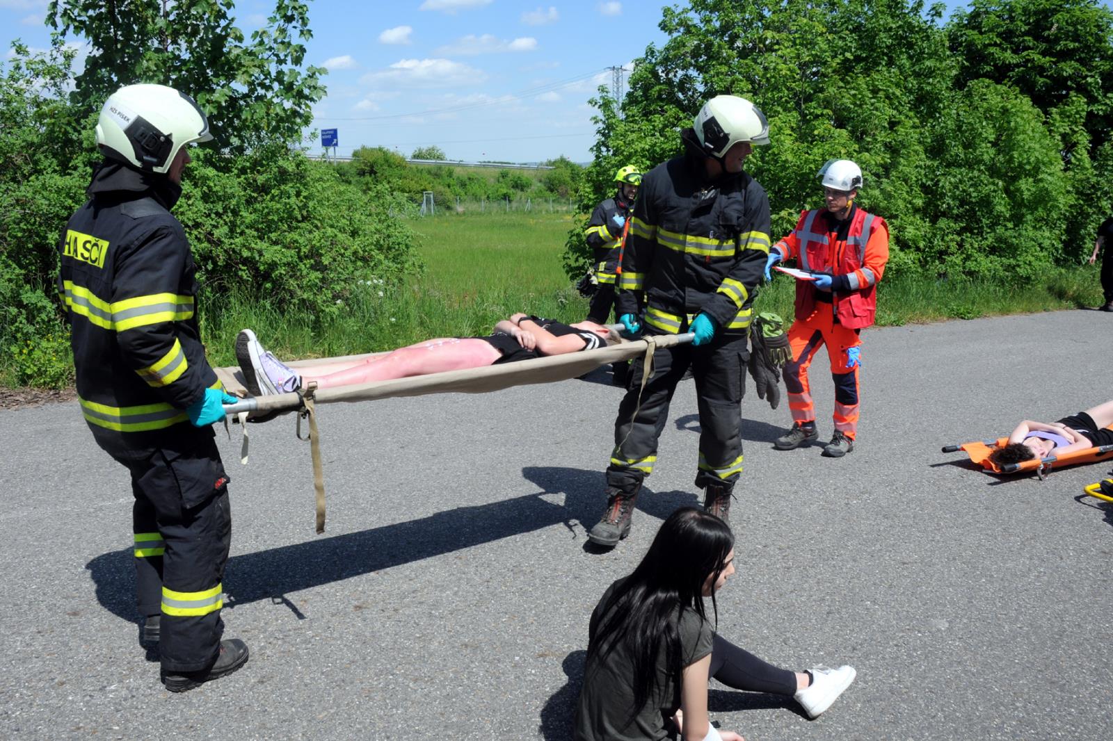 Taktické cvičení dopravní nehoda 2 OA a bus, Písek - 18. 5. 2022 (22).JPG