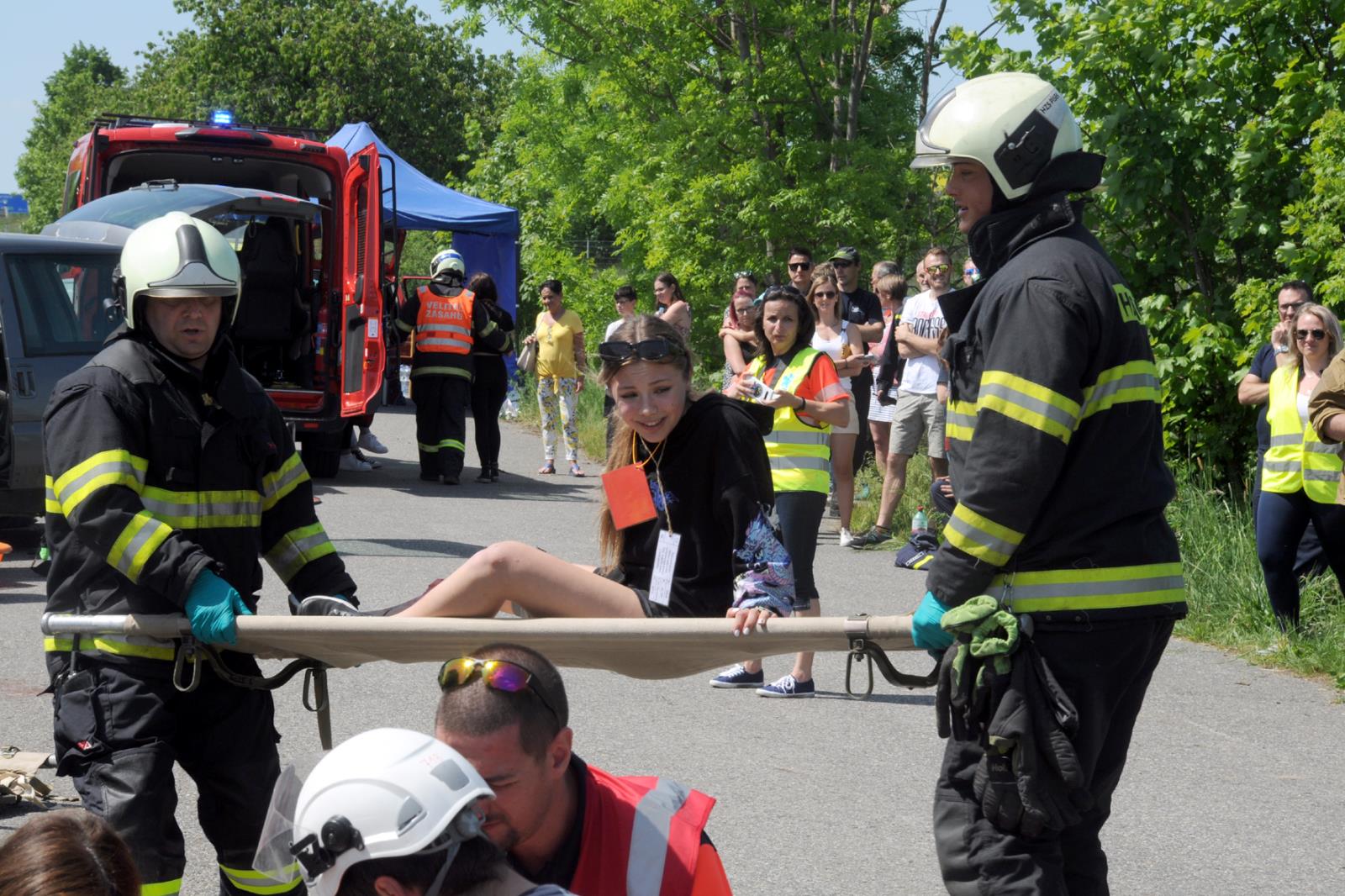 Taktické cvičení dopravní nehoda 2 OA a bus, Písek - 18. 5. 2022 (26).JPG