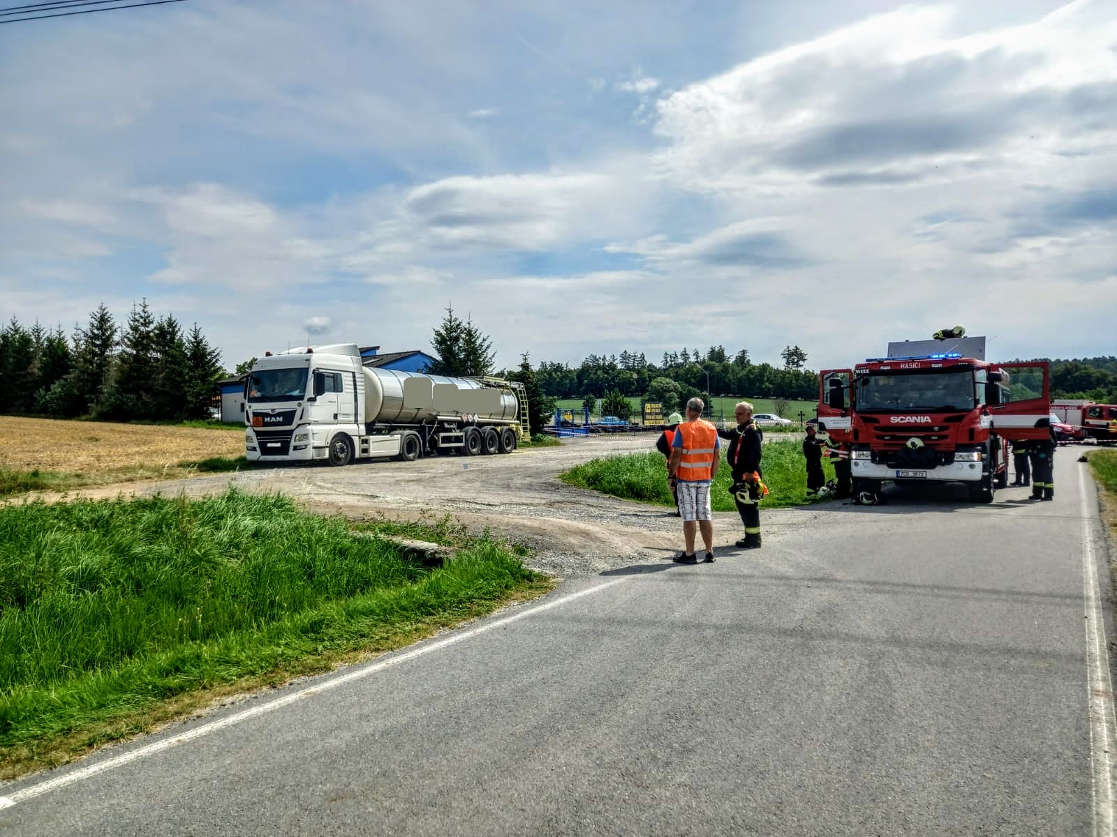 Únik síry, Drhovle - 23. 7. 2022 (2).jpg