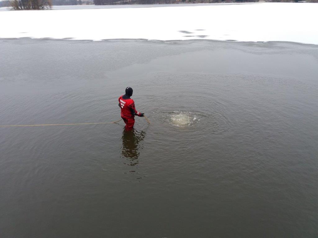 Uvolnění odtoku Vajgaru, Jindřichův Hradec - 20. 3. 2018 (1).jpg