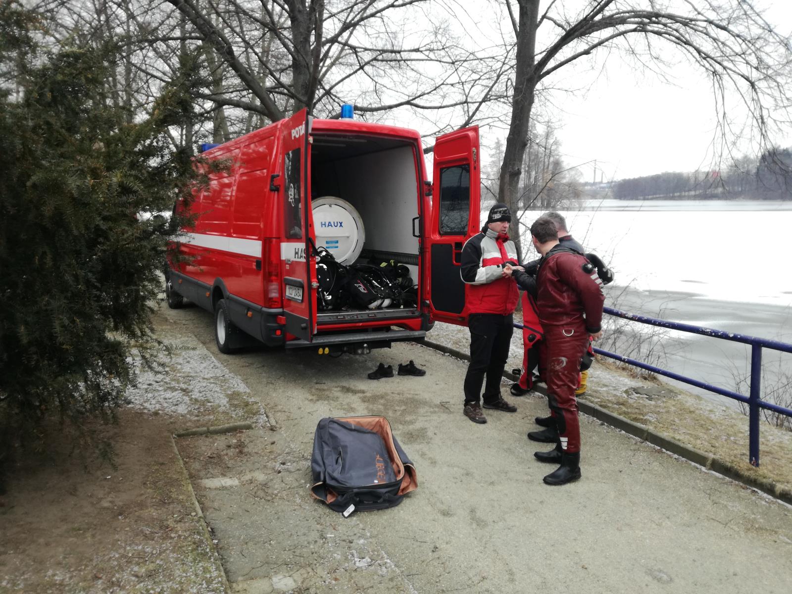 Uvolnění odtoku Vajgaru, Jindřichův Hradec - 20. 3. 2018 (6).jpg