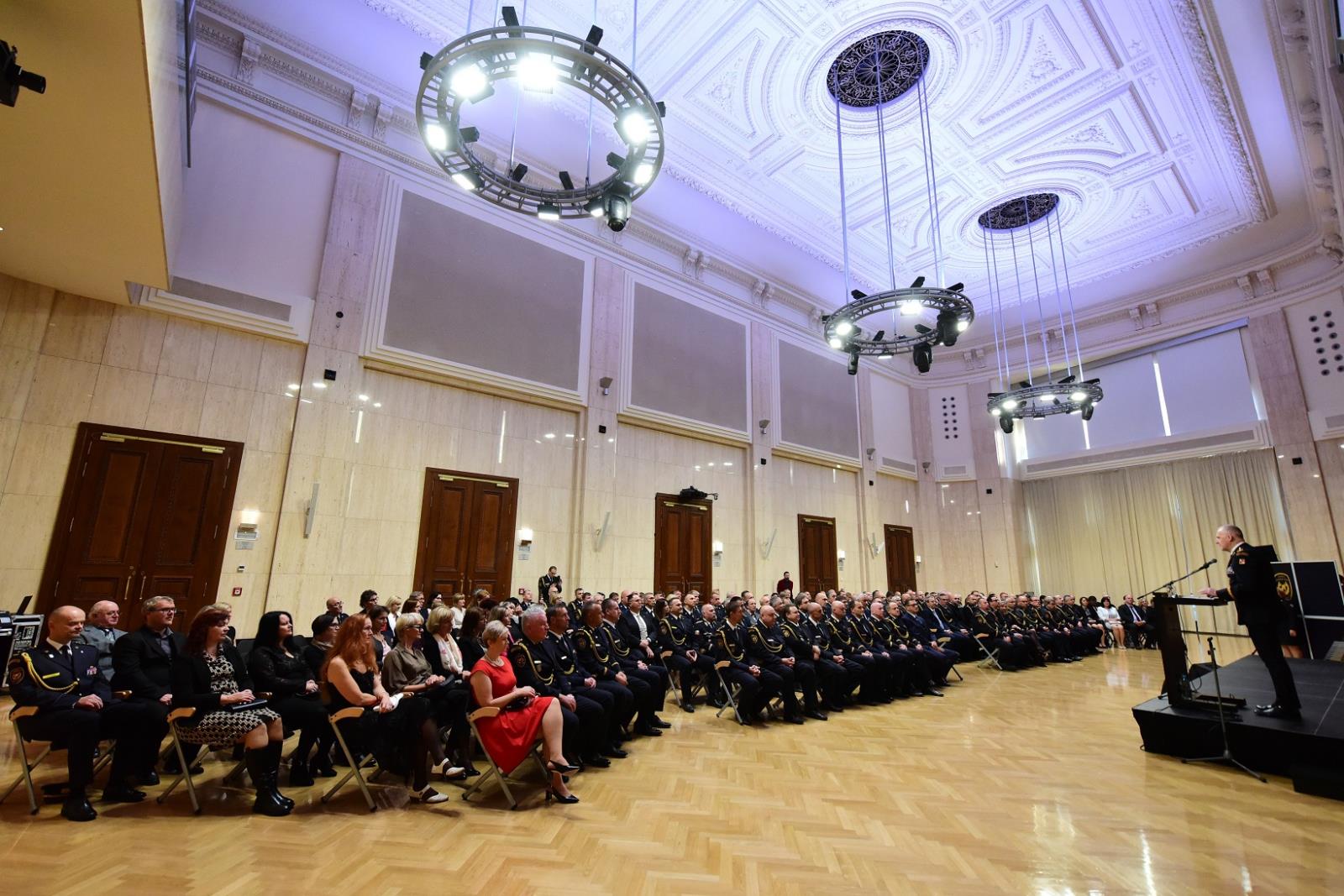 V Kongresovém centru České národní banky byly uděleny medaile HZS ČR