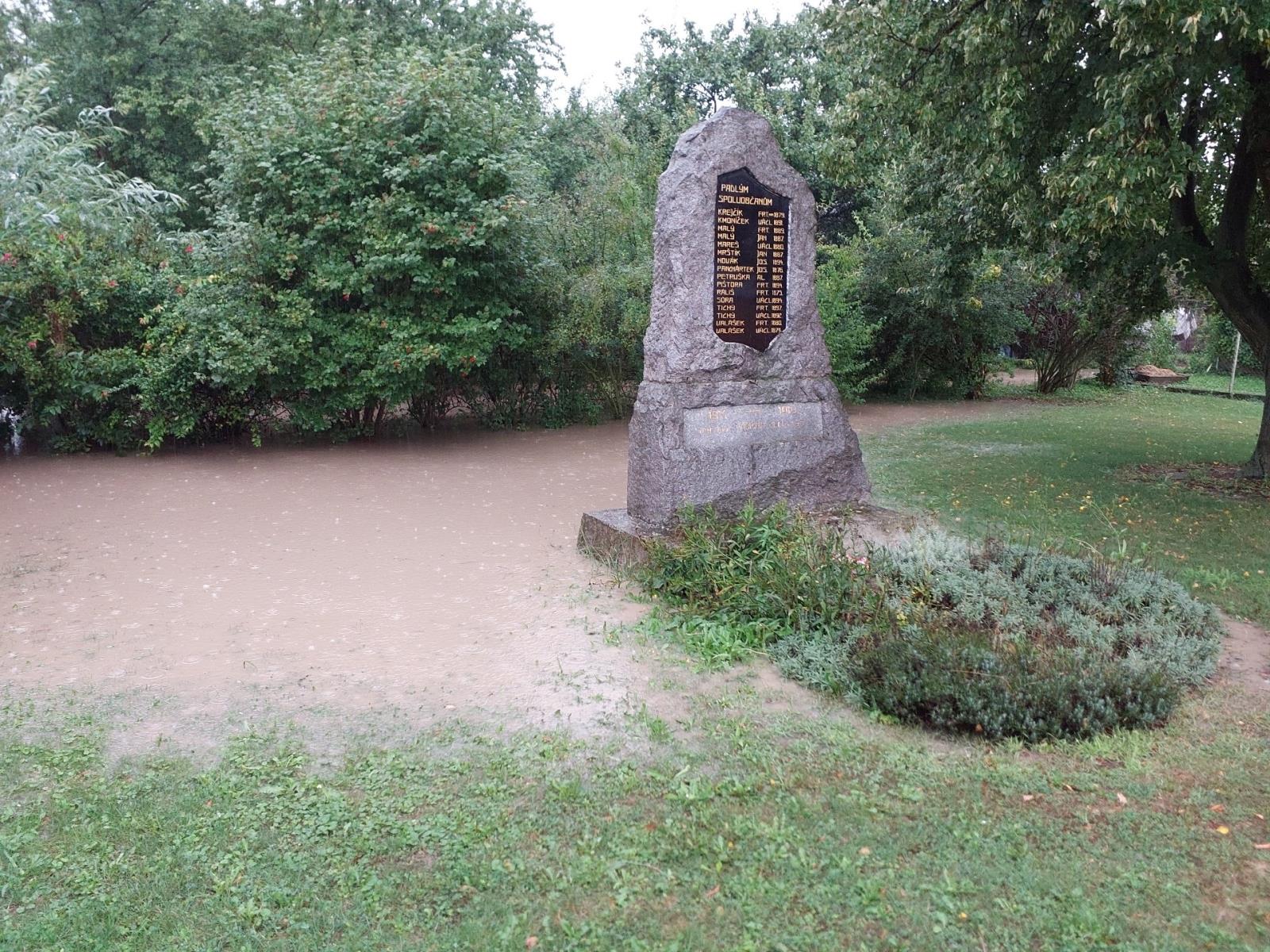 Vlčí Habřina_Potok4.jpg