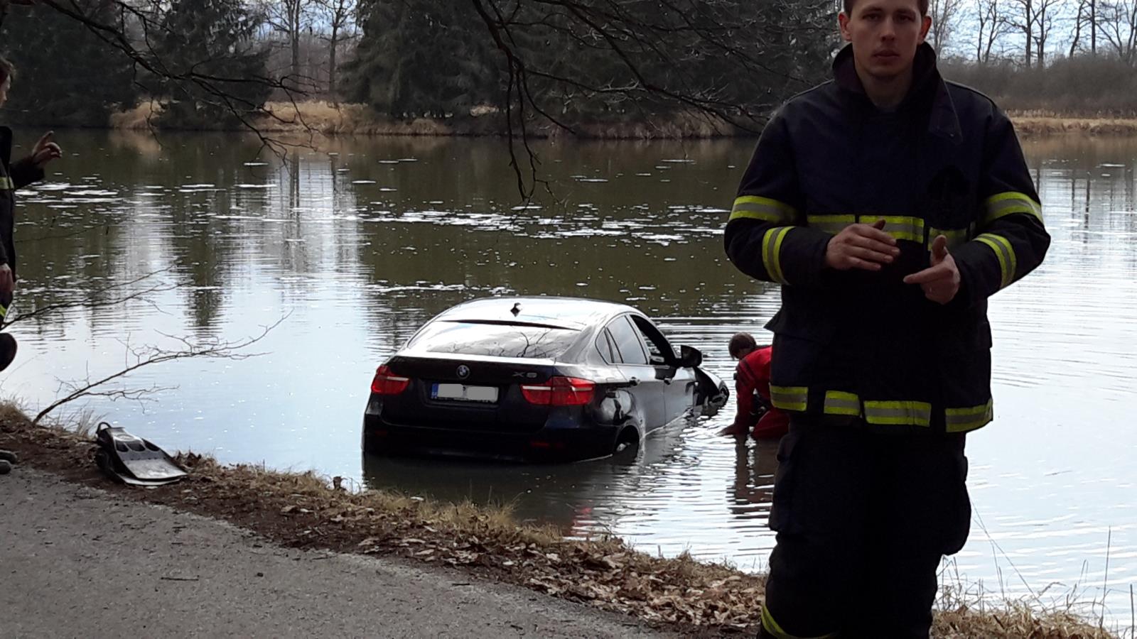 Vvyproštění OA z rybníka, Čejkovice  - 12. 3. 2017 (10).jpg