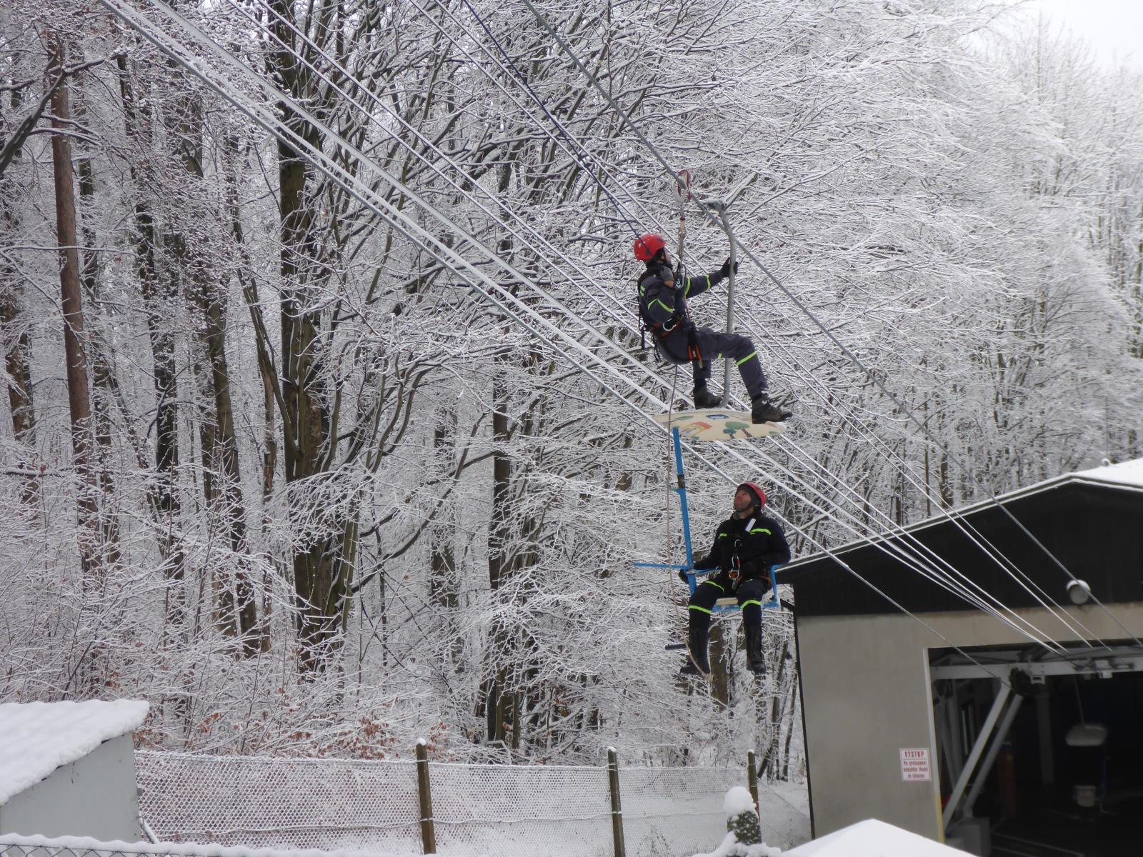 Výcvik lezců ÚO ČK, Kleť - 27. 11. 2018 (10).jpg