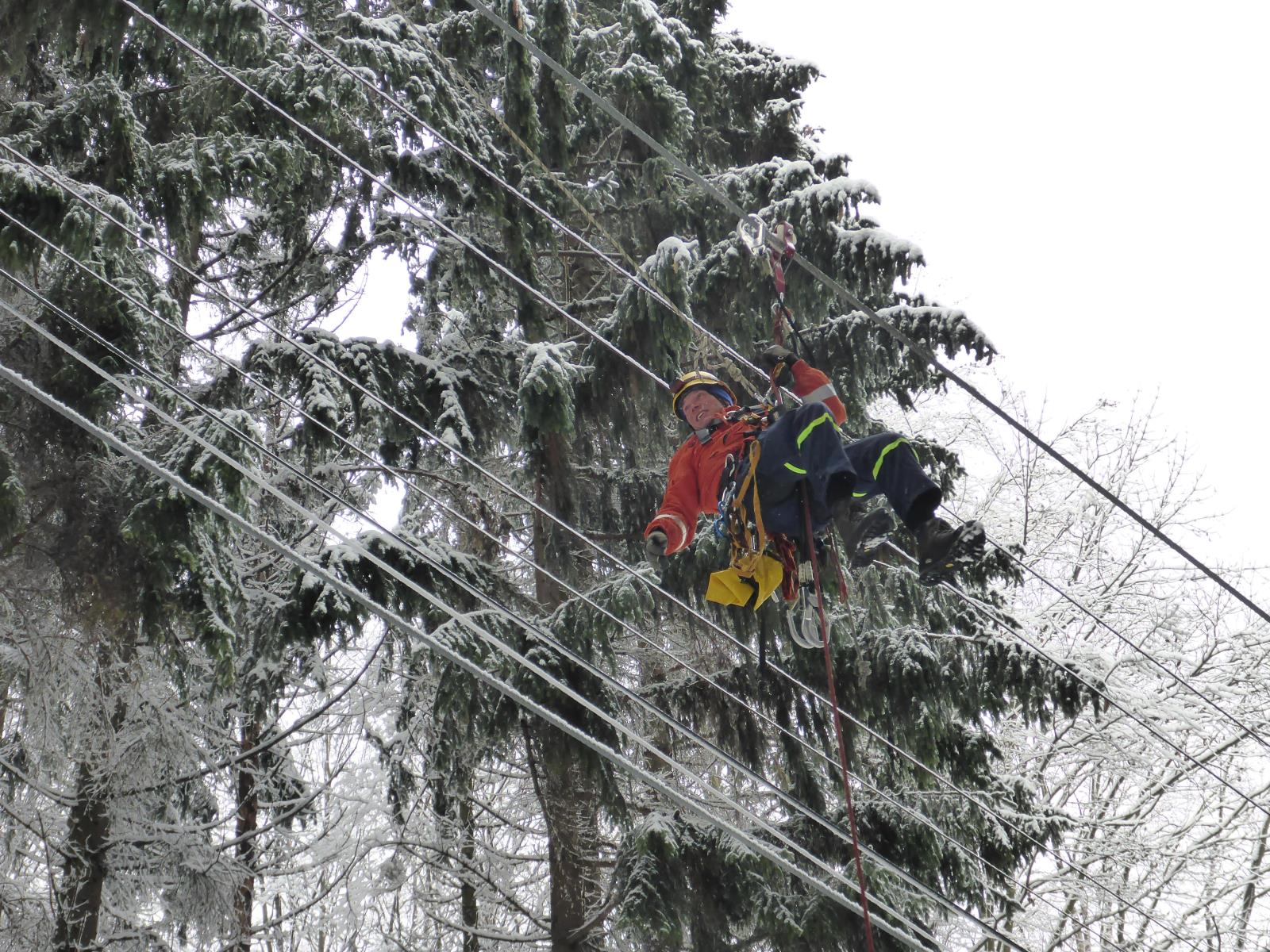 Výcvik lezců ÚO ČK, Kleť - 27. 11. 2018 (12).jpg