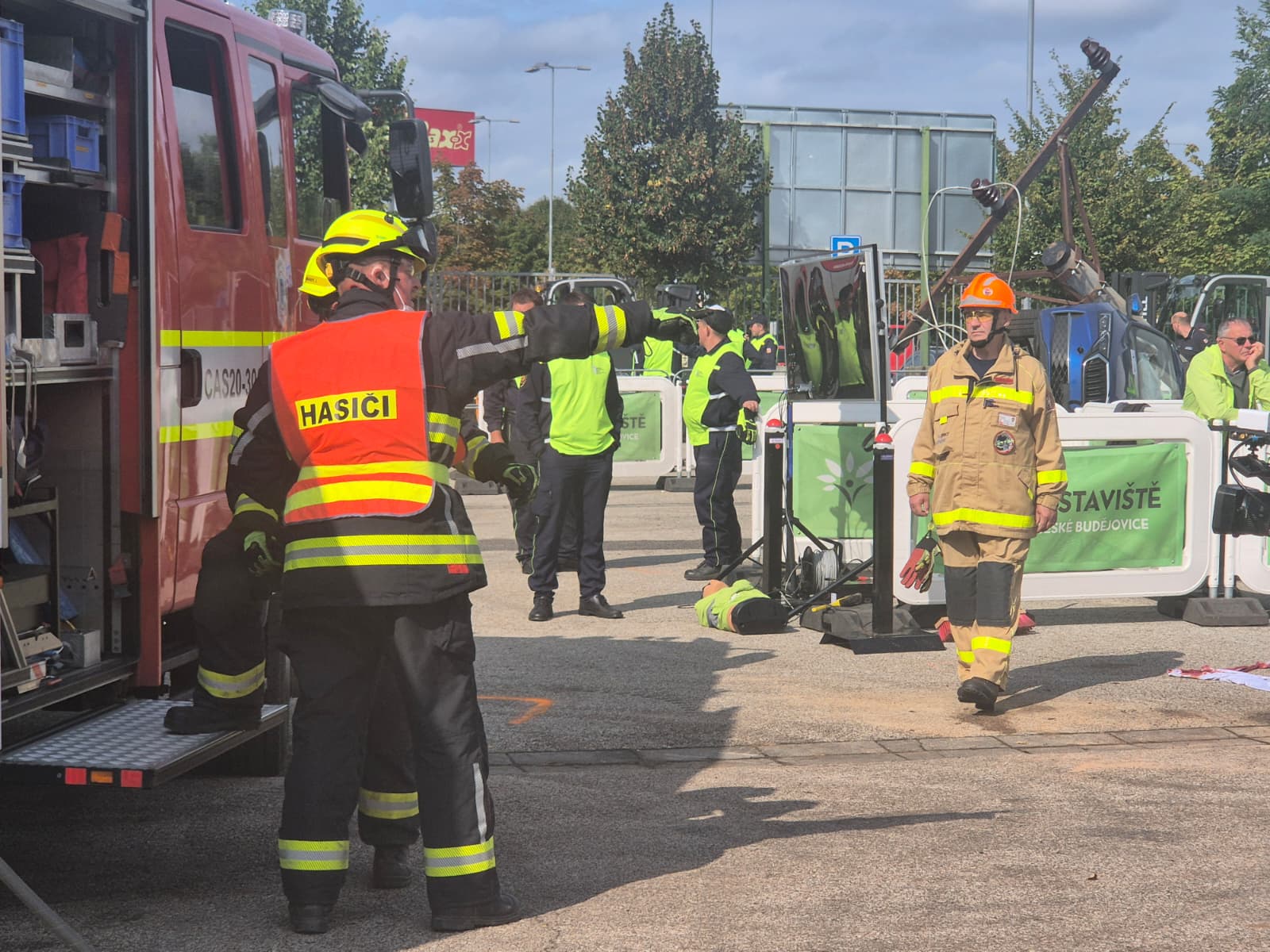 WhatsApp Image 2025-09-13 at 15.10.04(5).jpeg