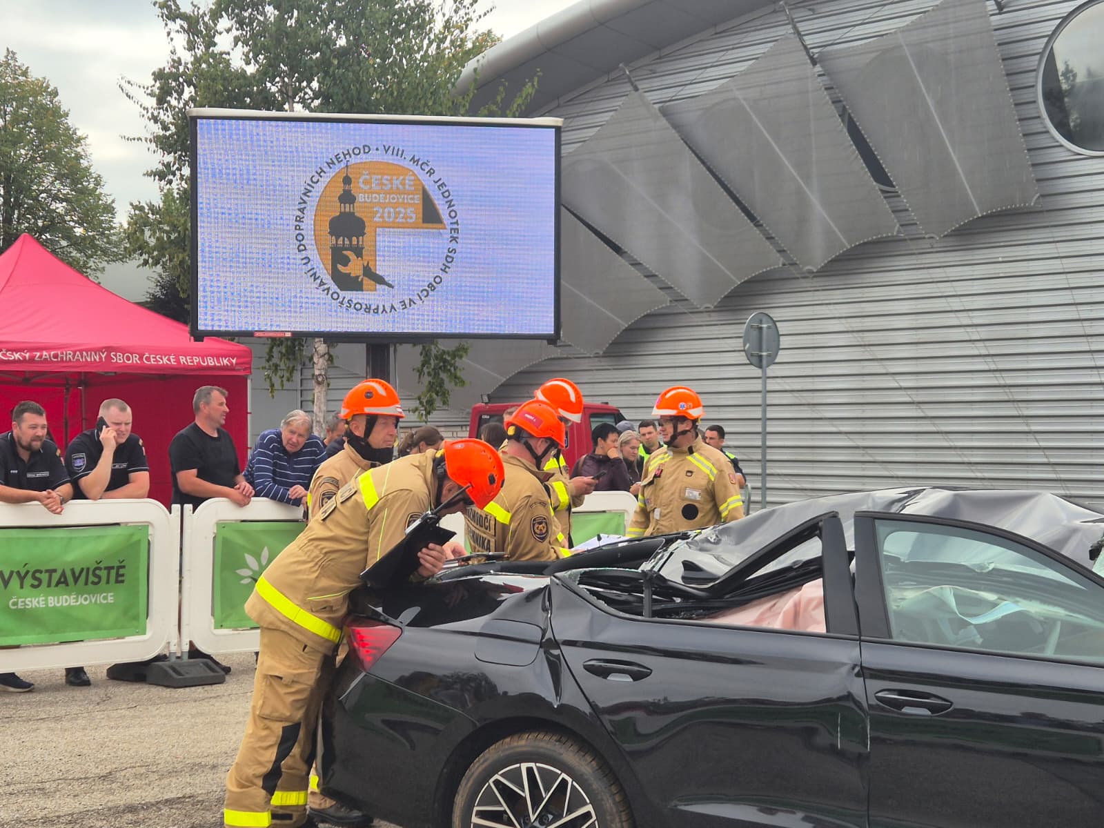 WhatsApp Image 2025-09-13 at 15.10.37(2).jpeg