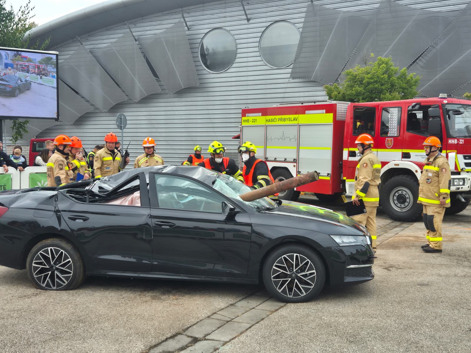 WhatsApp Image 2025-09-13 at 15.10.37.jpeg