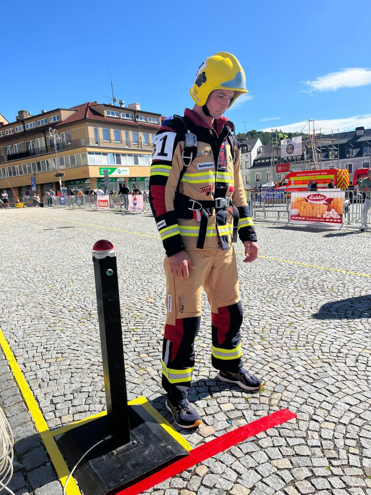 WhatsApp Image 2025-09-19 at 09.18.44(4).jpeg