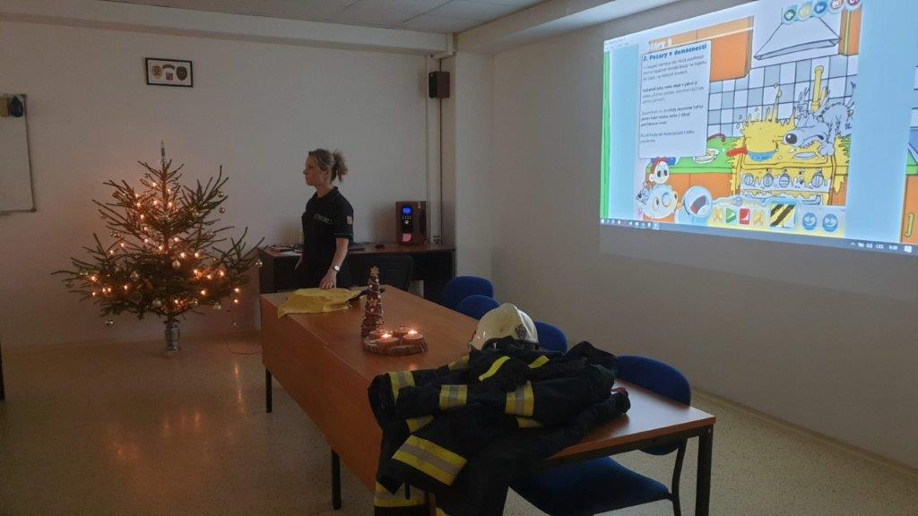 ZŠ Kamenice nad Lipou v Jindřichově Hradci - 13. 12. 2019 (3).jpg