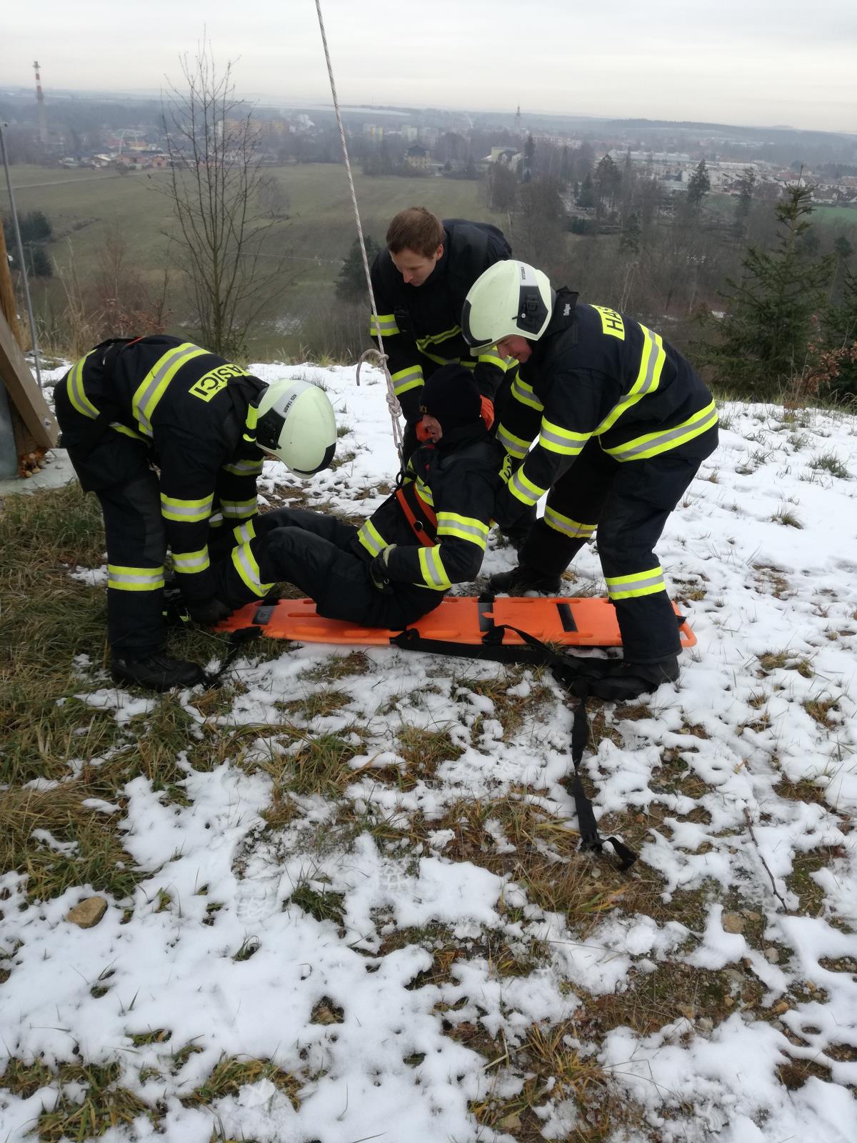 Záchrana osob, rozhledna Svákov - 18. 12. 2018 (7).jpg
