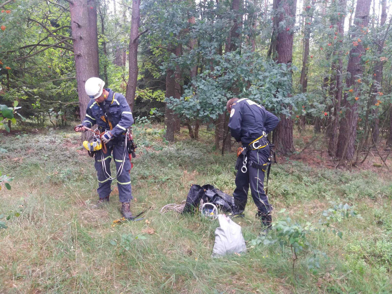 Záchrana paraglidisty, Dlouhá Lhota - 14. 7. 2018 (2).jpg