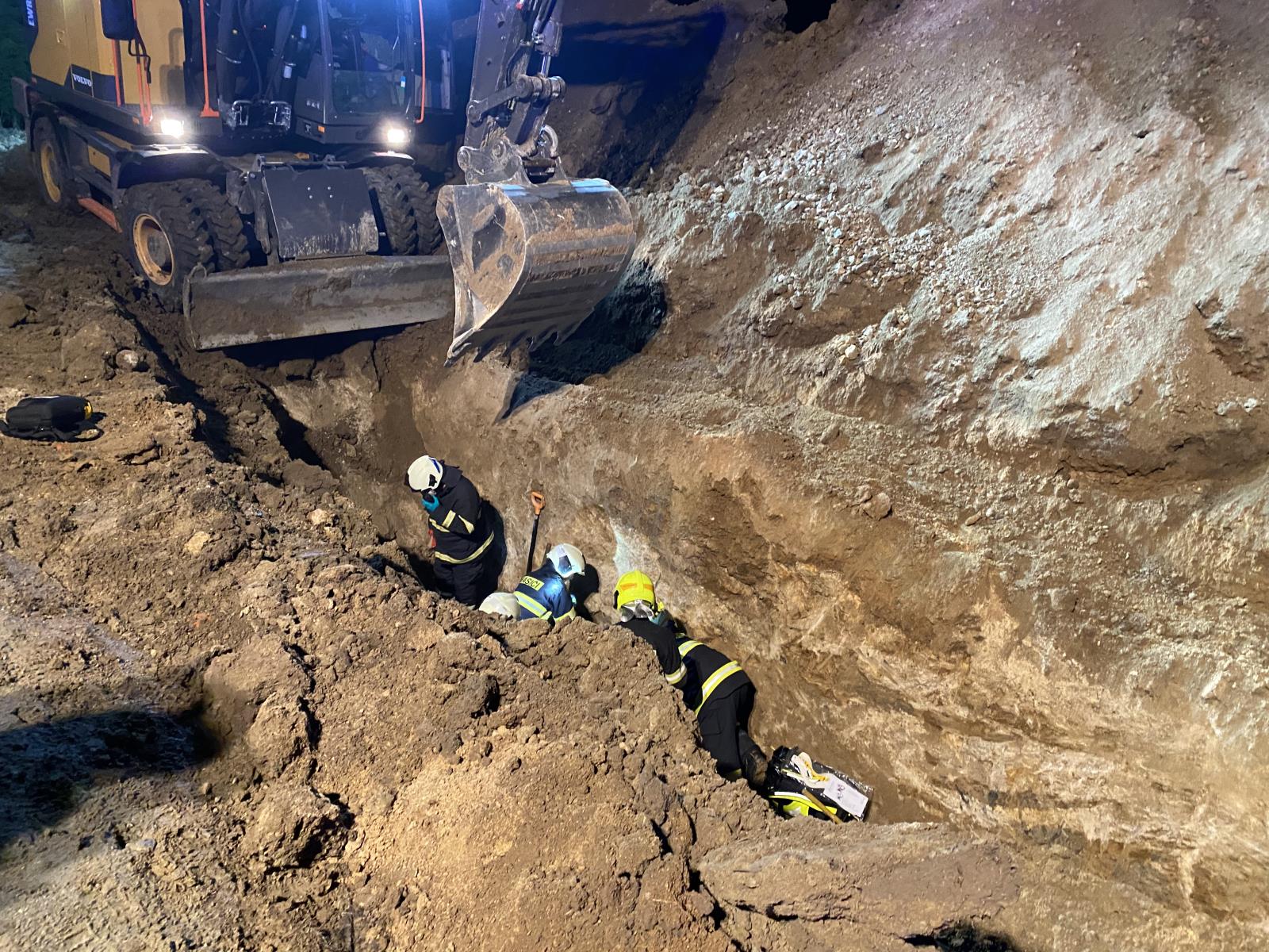 Záchrana zavaleného, Kaplice - Žďár - 10. 3. 2021 (1).jpeg