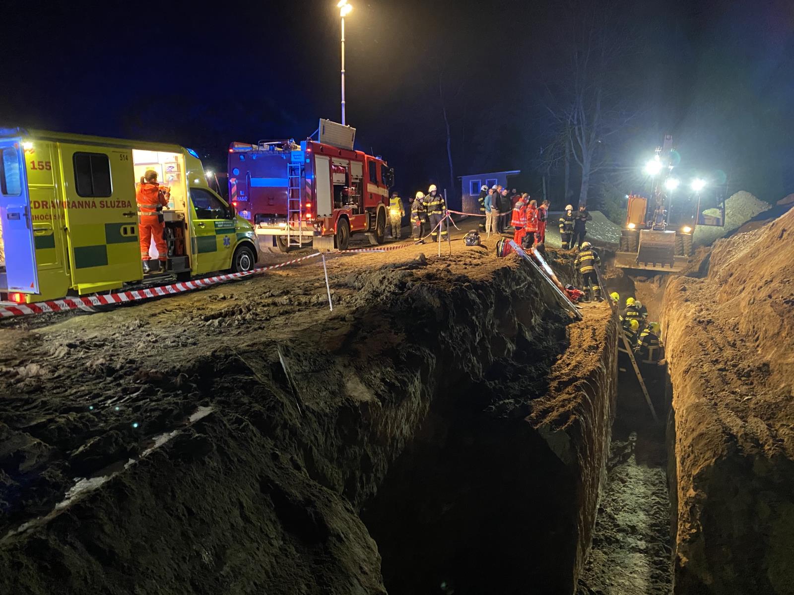 Záchrana zavaleného, Kaplice - Žďár - 10. 3. 2021 (6).jpeg