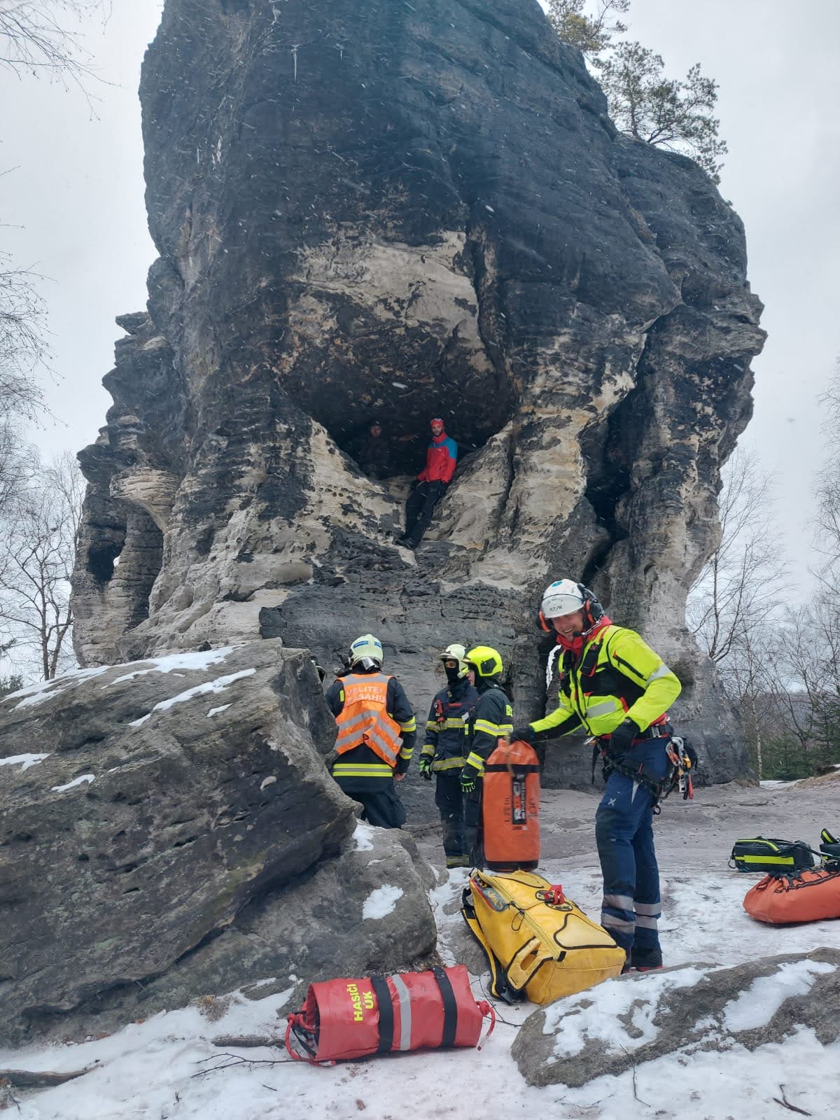 Záchrana zraněného turisty v Tisé