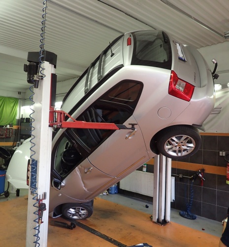 autoservisKIAzachranaOstrava (1).JPG