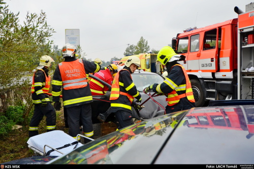 cviceniIZS_6aut_Havirov_Lach (14).JPG