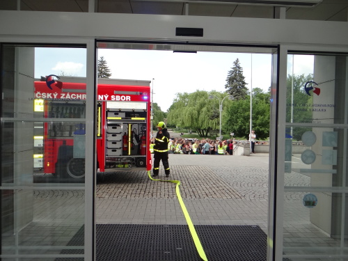 cviceniKUpozarevakuaceOstrava (11).JPG