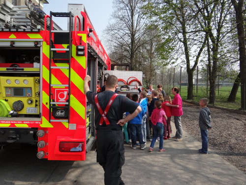 cvicenievakuaceskolaSvinov (OV) (30).JPG